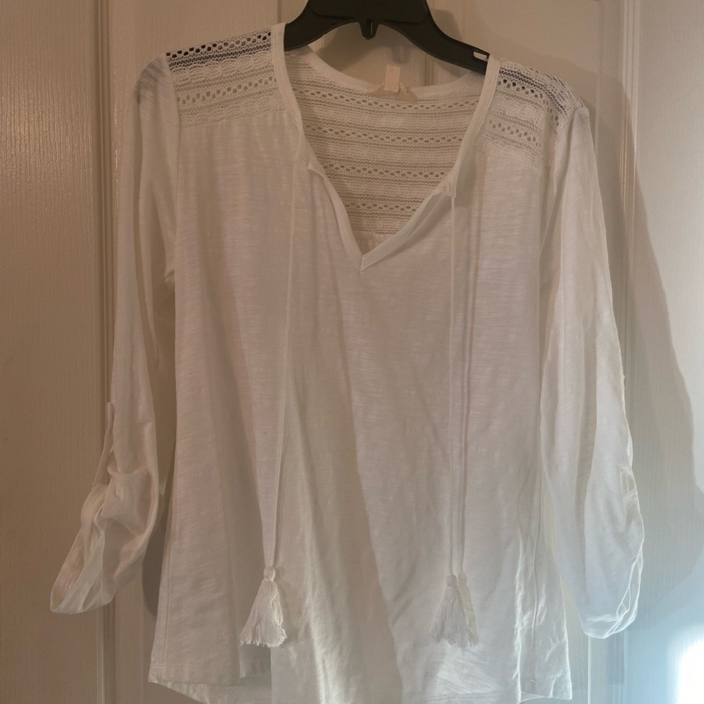 White shirt with embroidered back and shoulders
